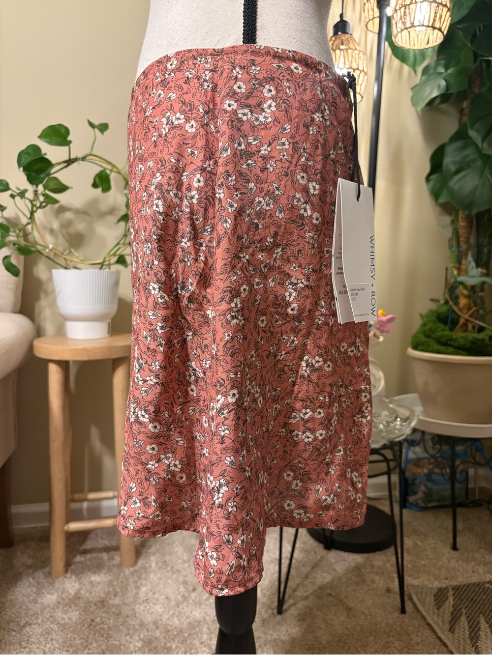 NEW Whimsy + Row Terracotta Ditsy Floral A-Line Mini Noel Skirt - Picture 3 of 12